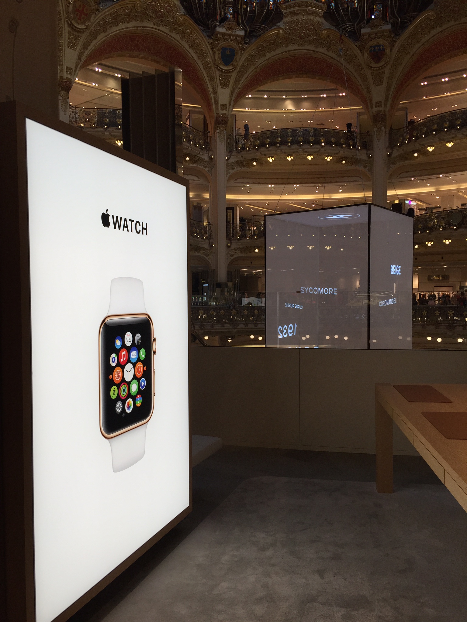 Apple Watch Apple Store Galeries Lafayette